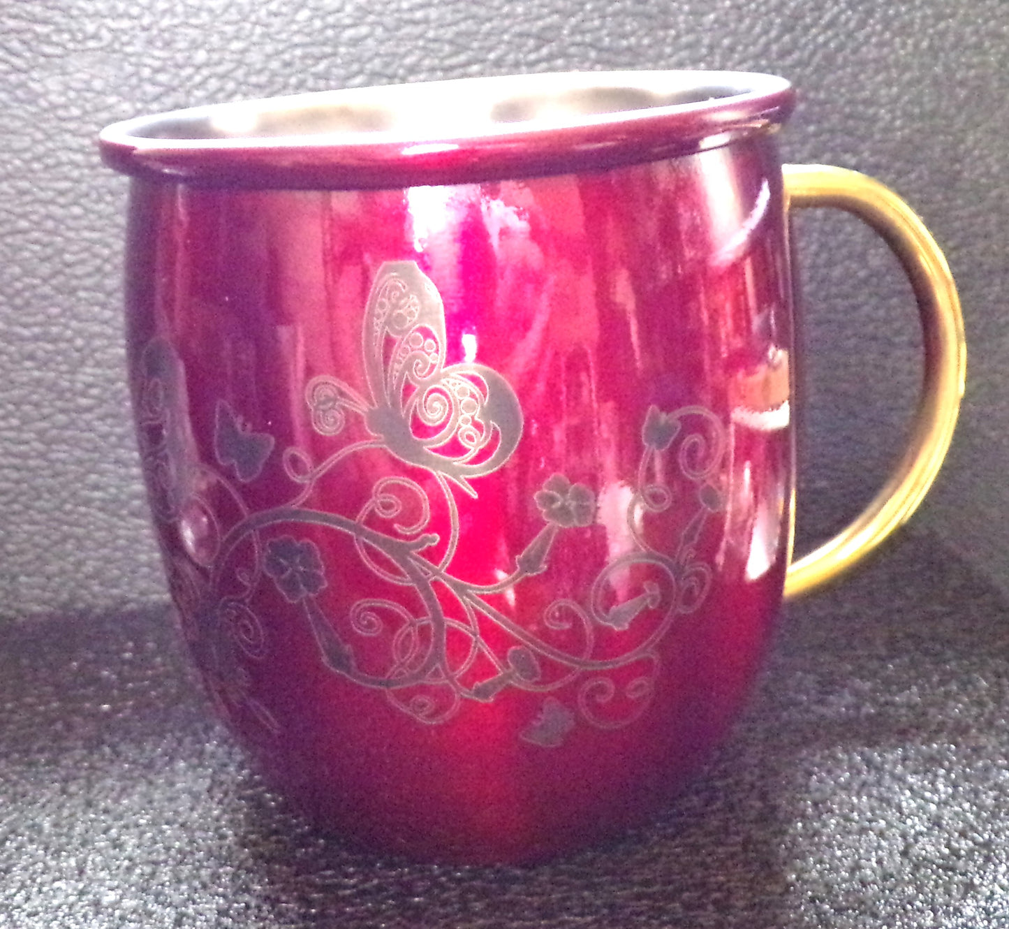 Mug Mule avec motif floral et papillon rouge