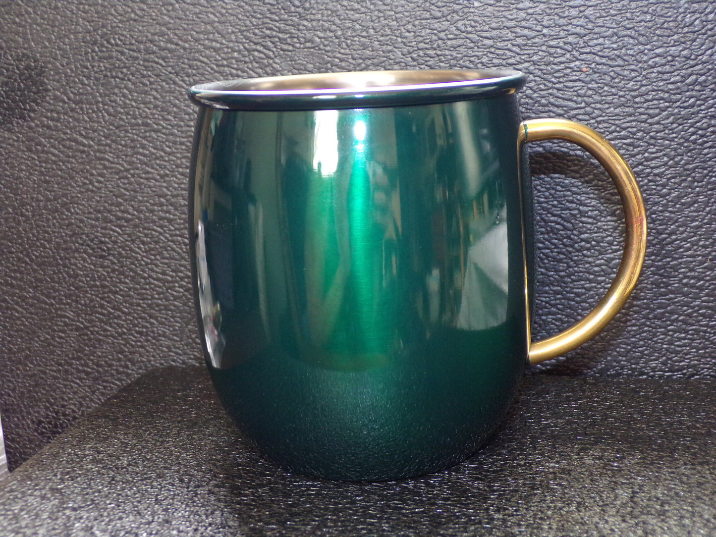 Mug Mule avec gravure Dauphin Vert