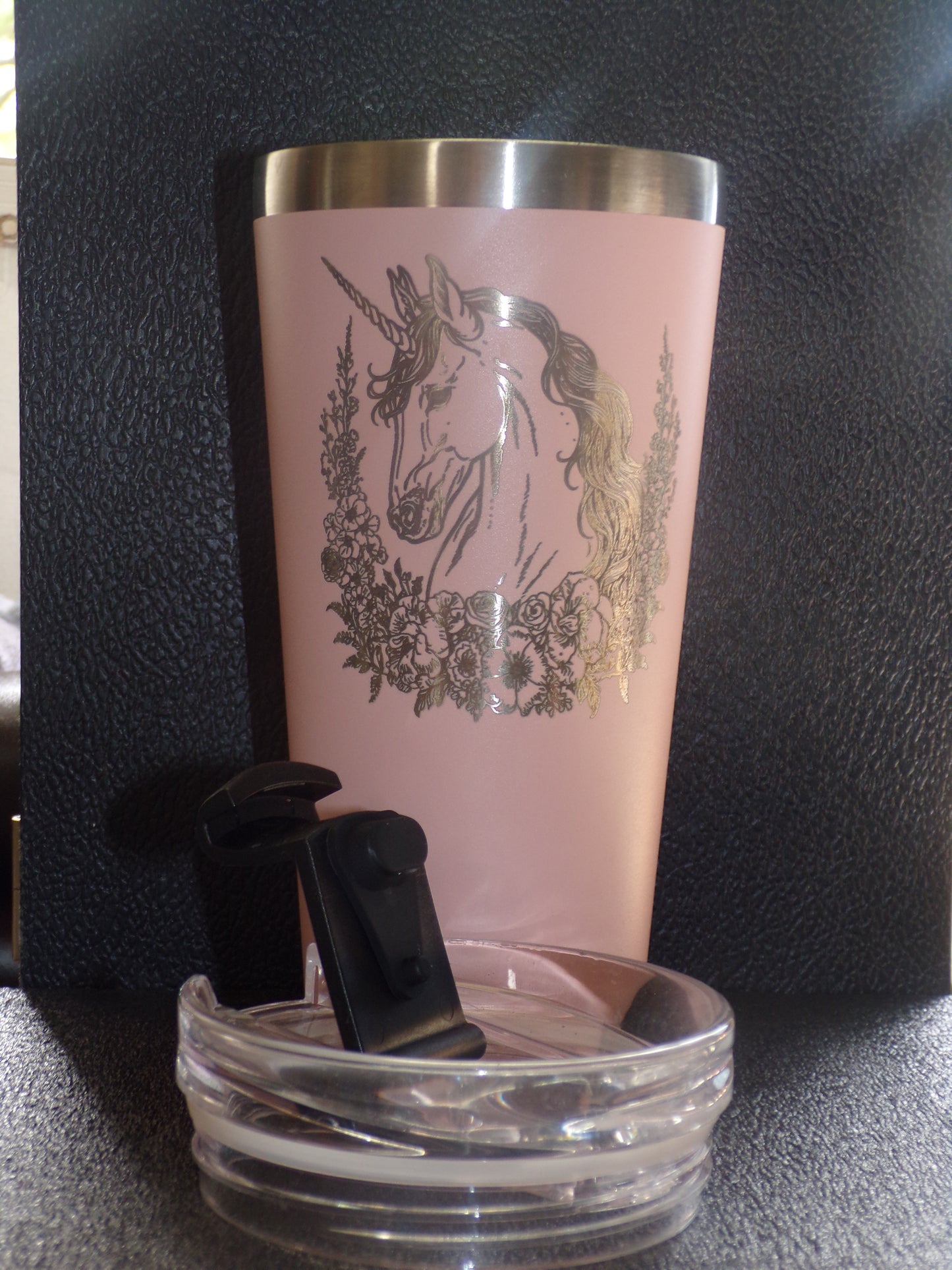 22oz Tumbler / Coffee Mug with lid Engraved Unicorn with floral wreath