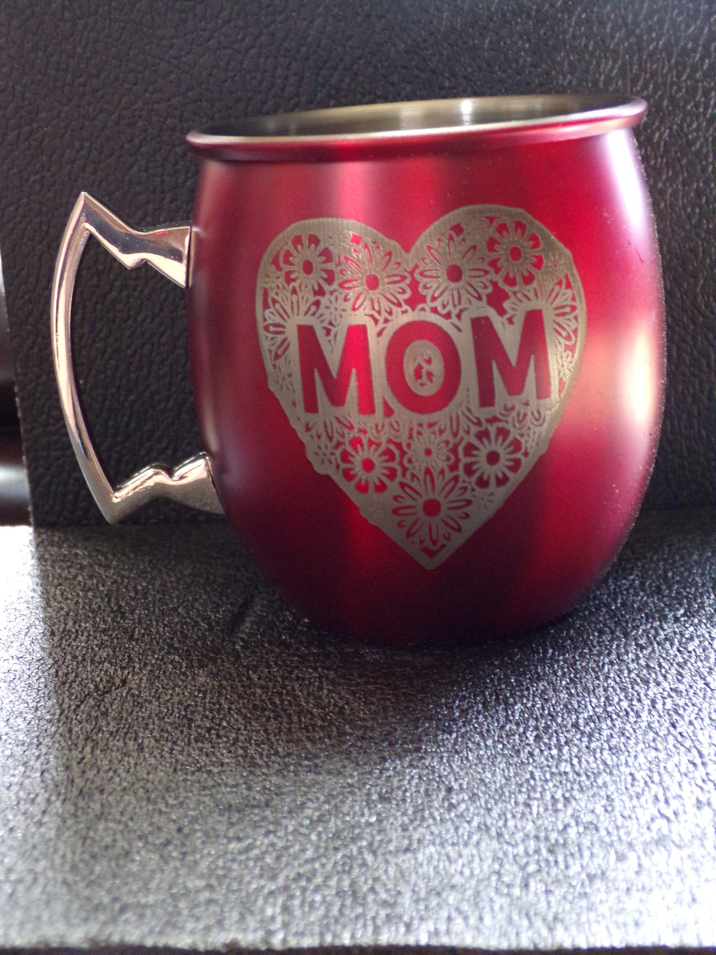 Taza Mule con Mamá y flores