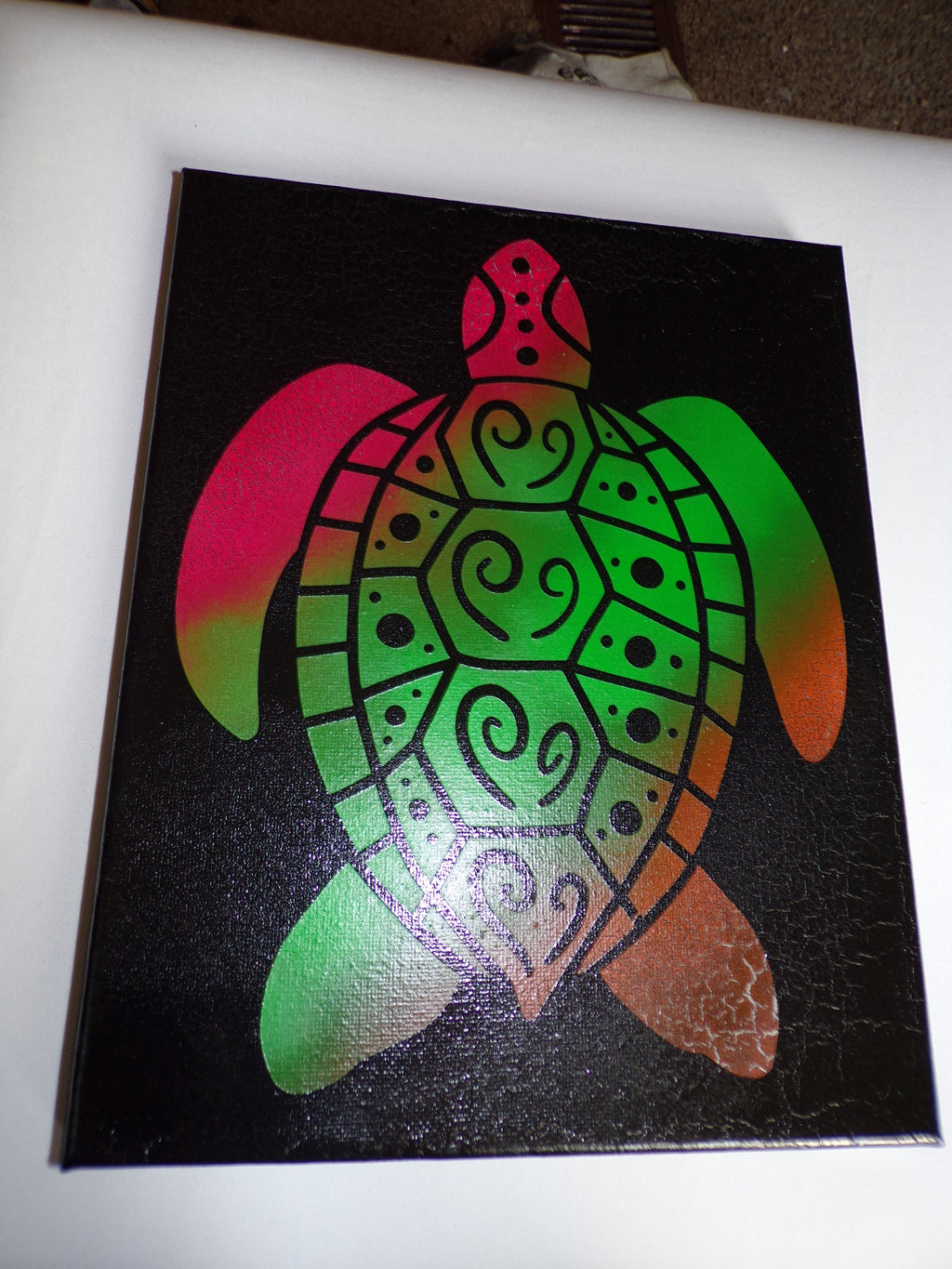 Tortue fluorescente
