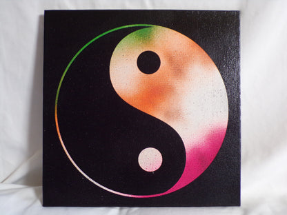 Fluorescent Yin Yang