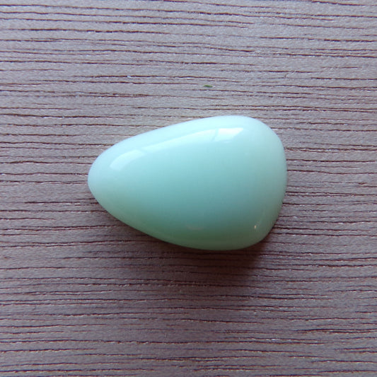 Chrysoprase Cabochon — 8.3 ct