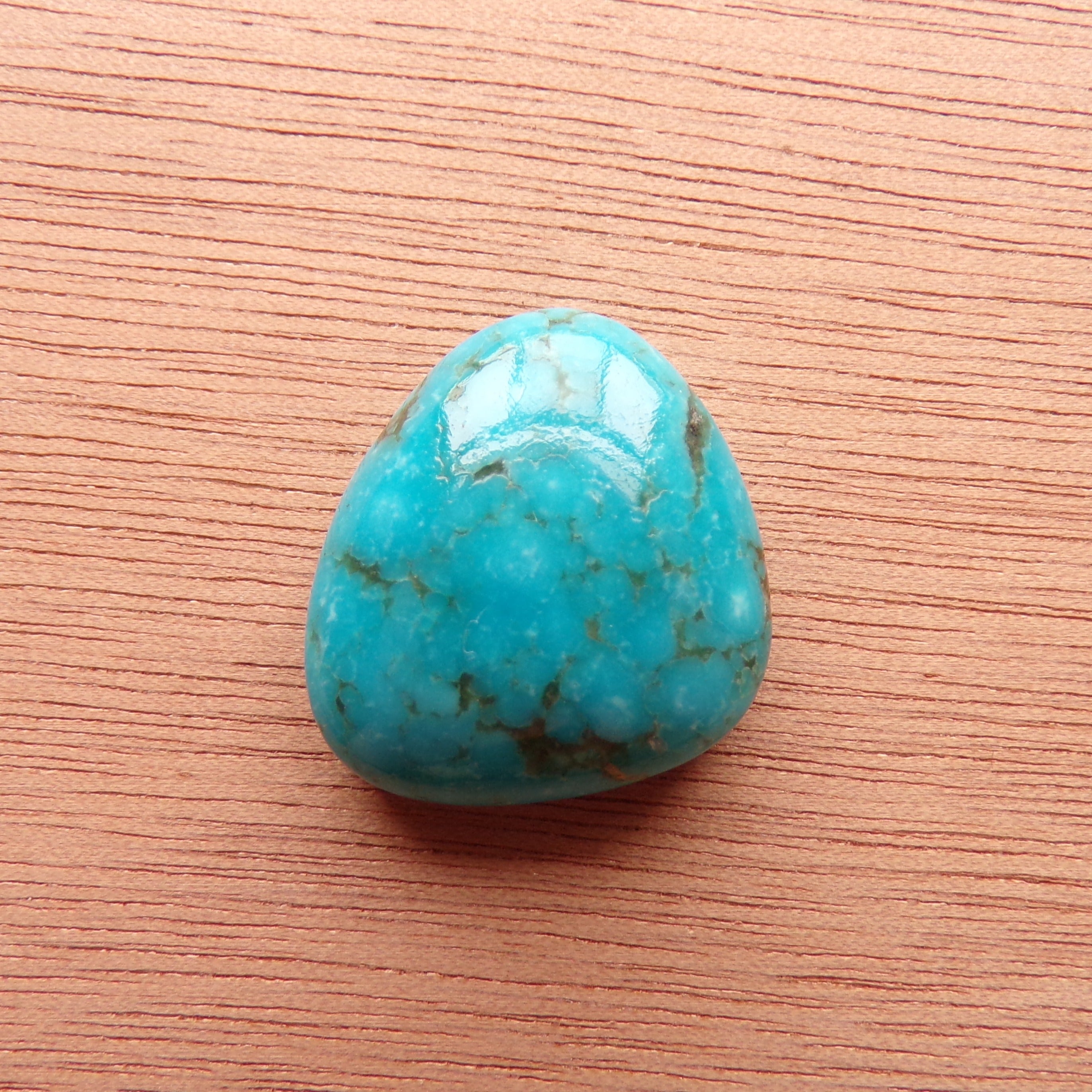 AAA Kaolin Matrix Kingman Turquoise Cabochon