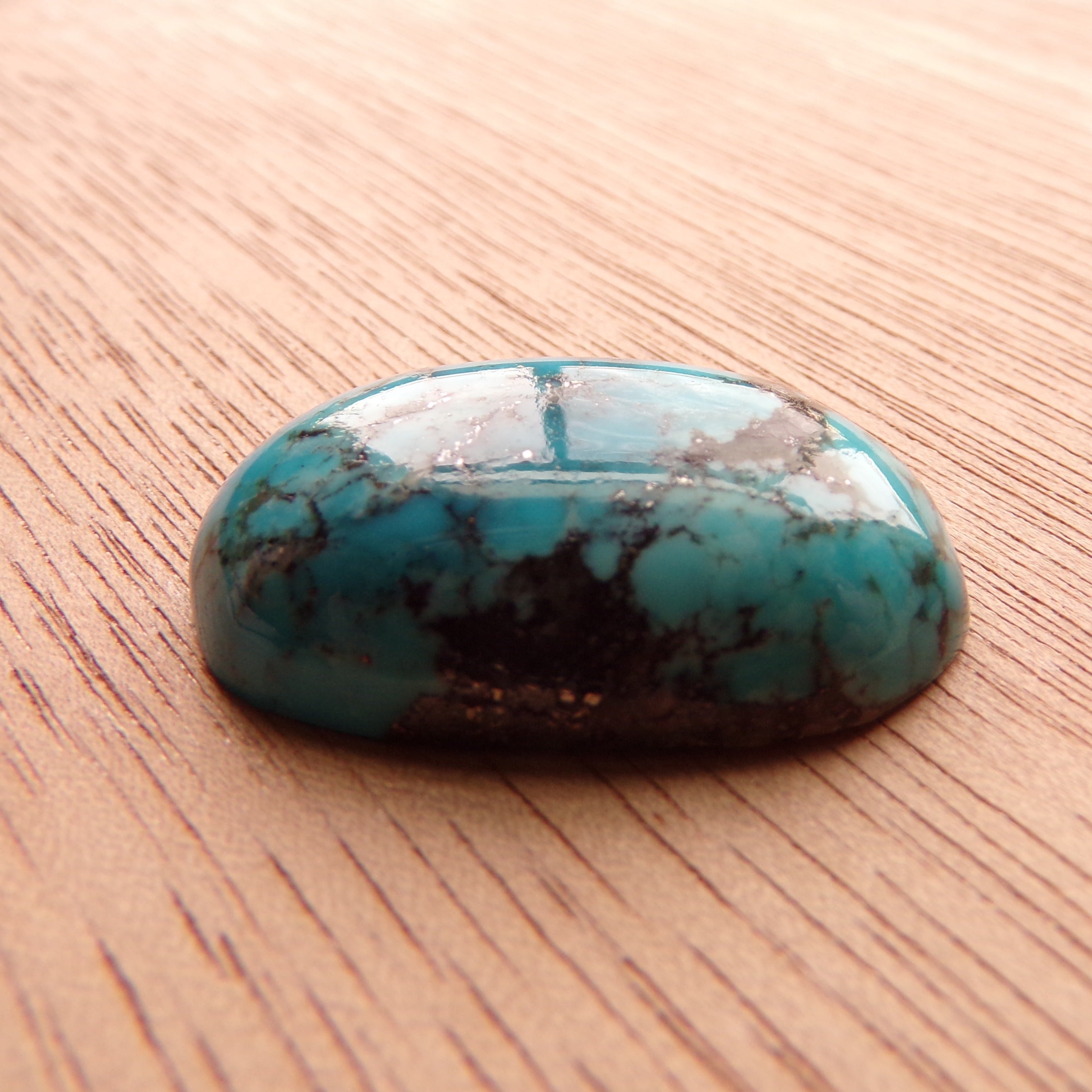 AAA Kaolin Matrix Kingman Turquoise Cabochon